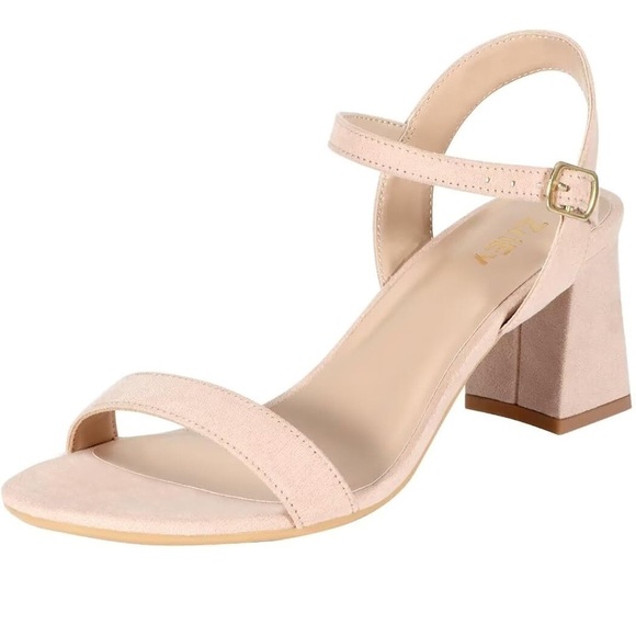 ZriEy Mid-height Chunky Block Heel / Sandal 
 Size 10 Color: Nude - Picture 1 of 7